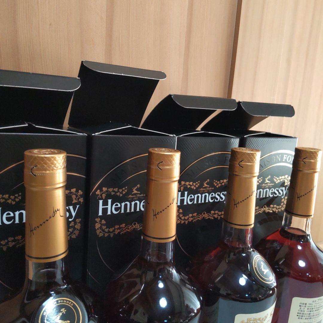 ヘネシーV.S　700ml　40％　4本セット　箱付き