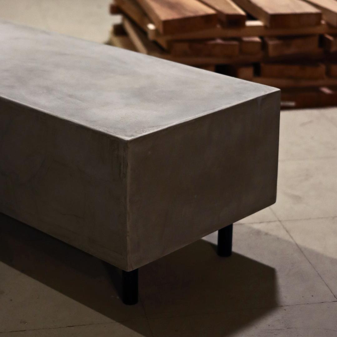 オーダー専用｜160cm｜ライトグレー｜テレビボード｜薄塗りモルタル