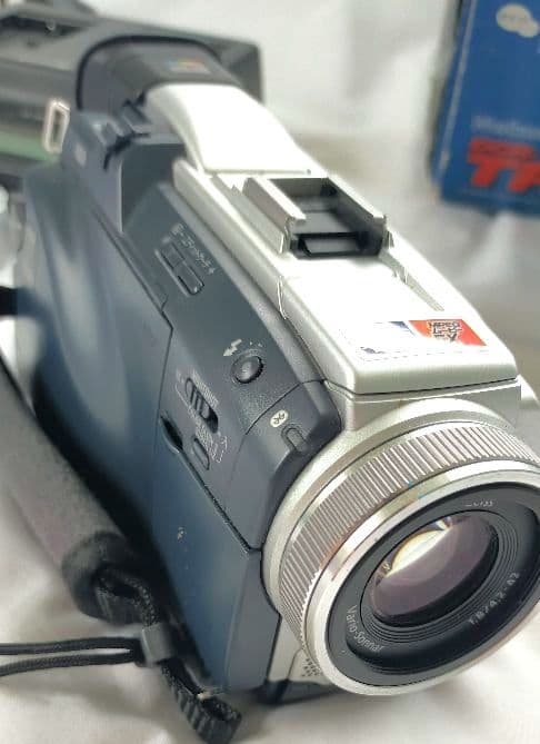 ●ソニー DCR-TRV50● MiniDV ビデオカメラ
