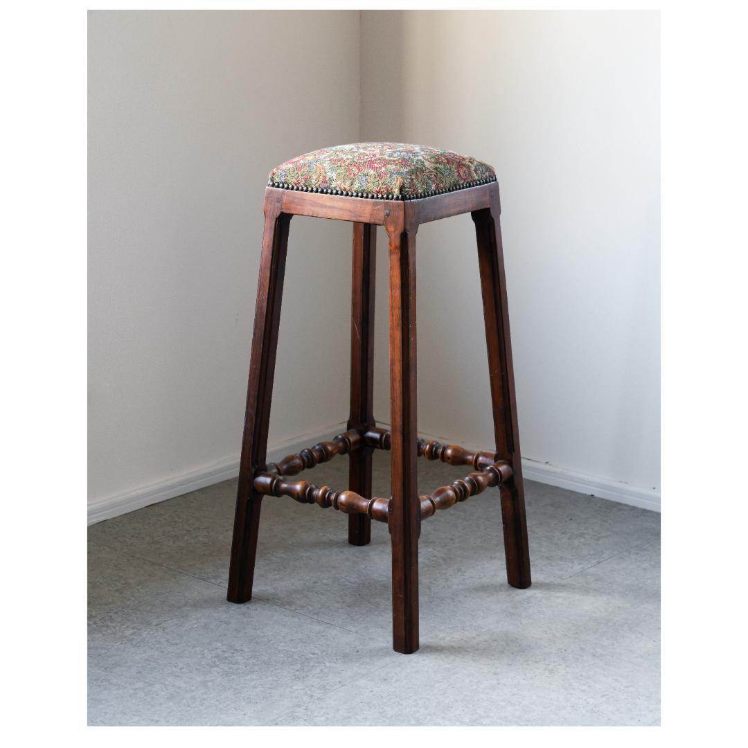 ヴィンテージ　ハイスツール カウンターチェア　古家具 鋲打ち レトロモダン