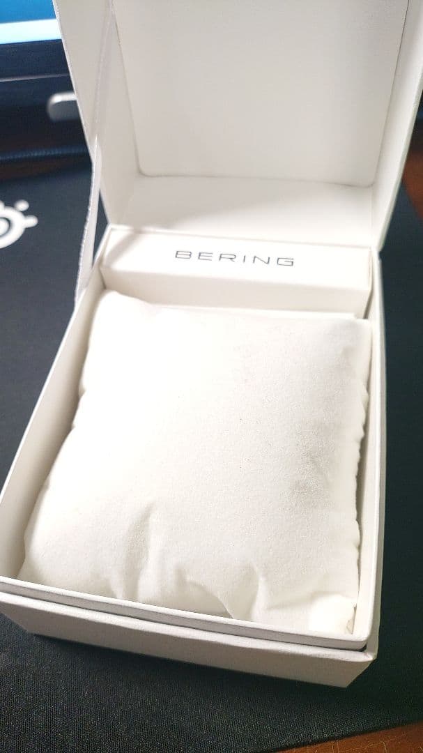 A*y様 中古：保証書つき、BERING SOLAR 腕時計 ブルー メッシュ