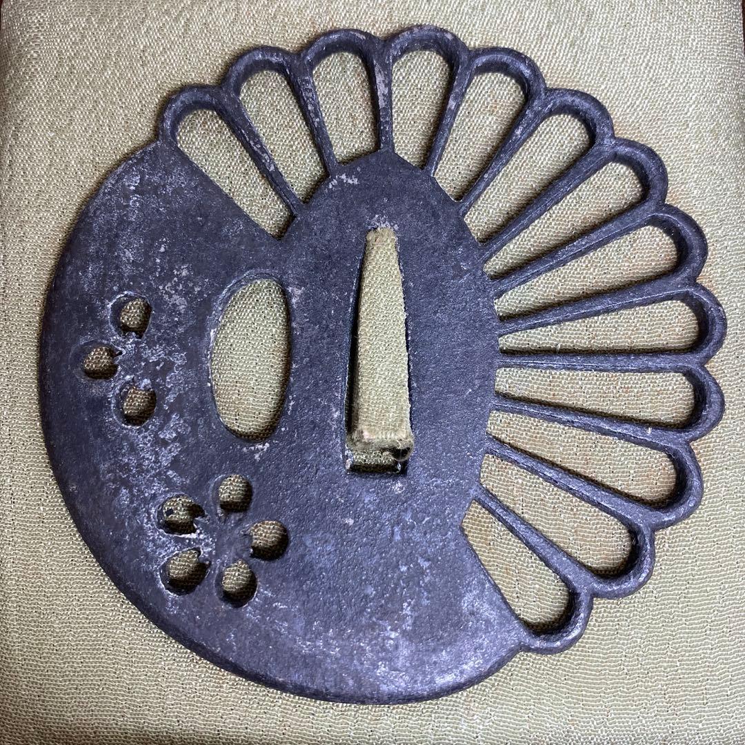 江戸時代　透かし鍔　94g 東さ7-1012☆2F