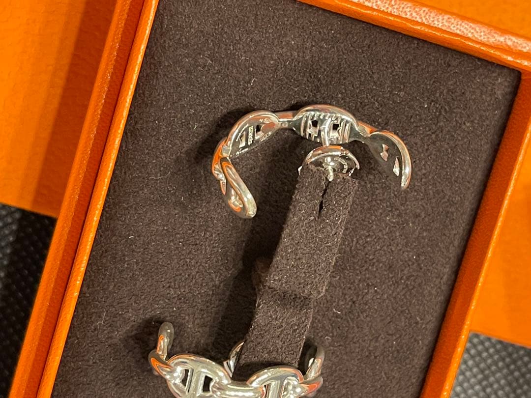 ひ*り様 HERMES シルバーチェーンピアス