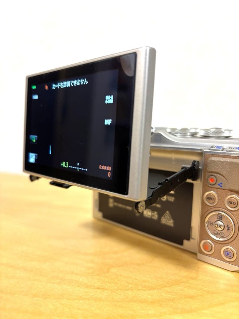 OLYMPUS PEN E-PL9 ダブルズームキット ブラウン