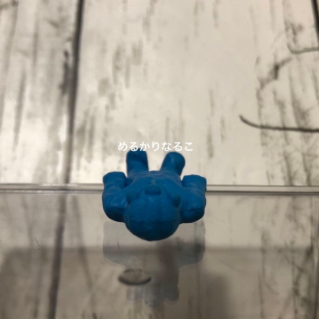 怪獣消しゴム レア セミ人間 青色　フィギュア ウルトラマン ポピー
