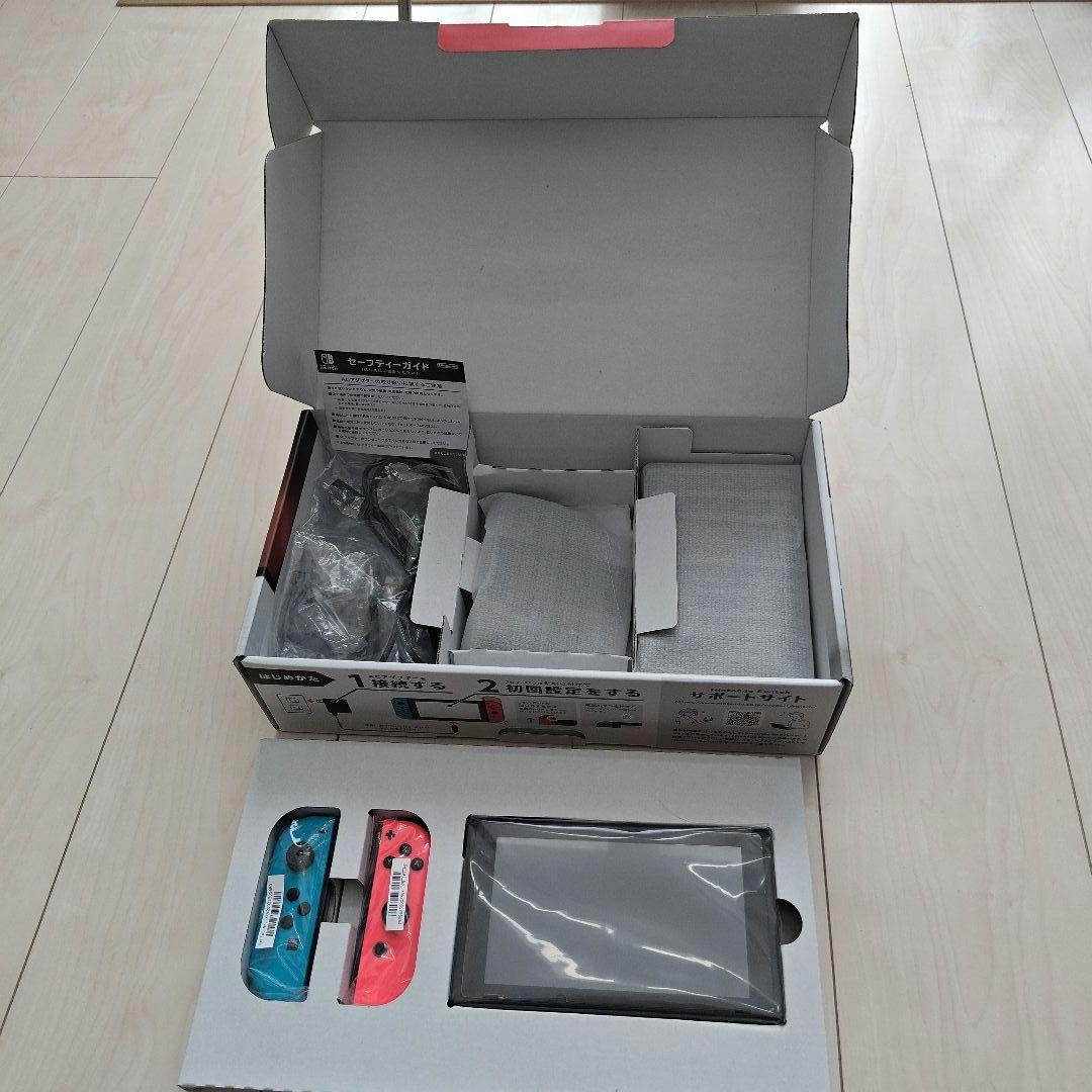 Nintendo Switch 本体 　６４ＧＢ ＳＤカード付き