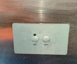 詳細不明　業務用ロールアイスクリームフリーザー　完全動作品中古