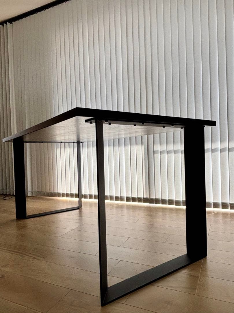 KANADEMONO ダイニングテーブル Black Steel