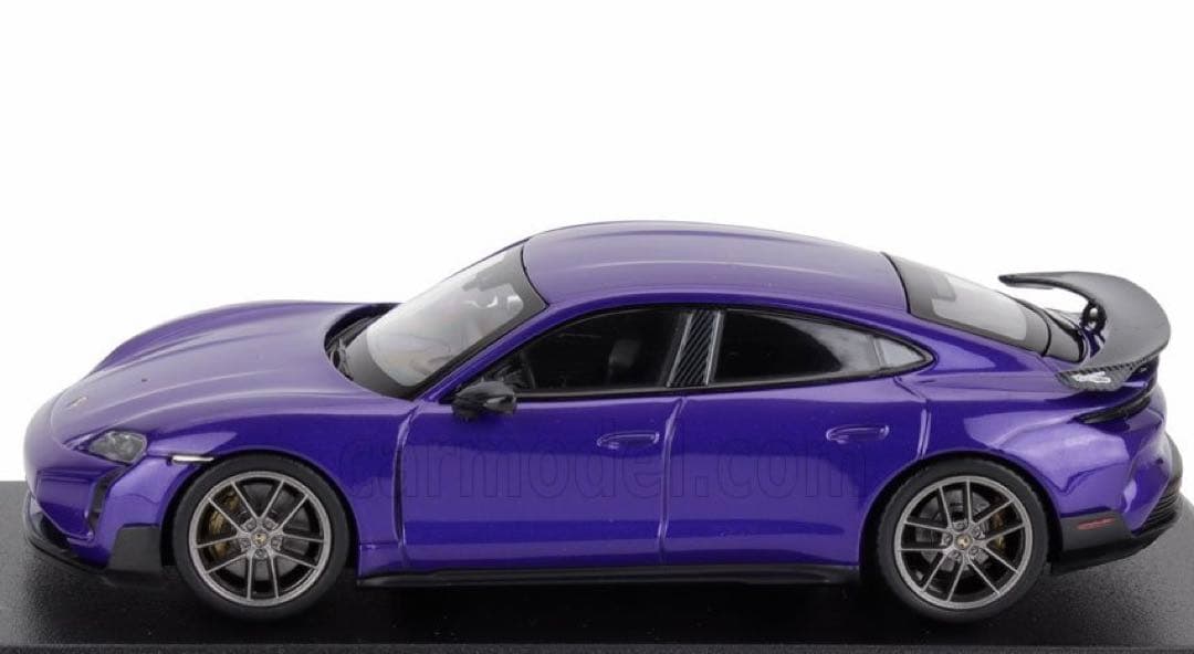 ポルシェ特注 1/43 Porsche Taycan Turbo GT