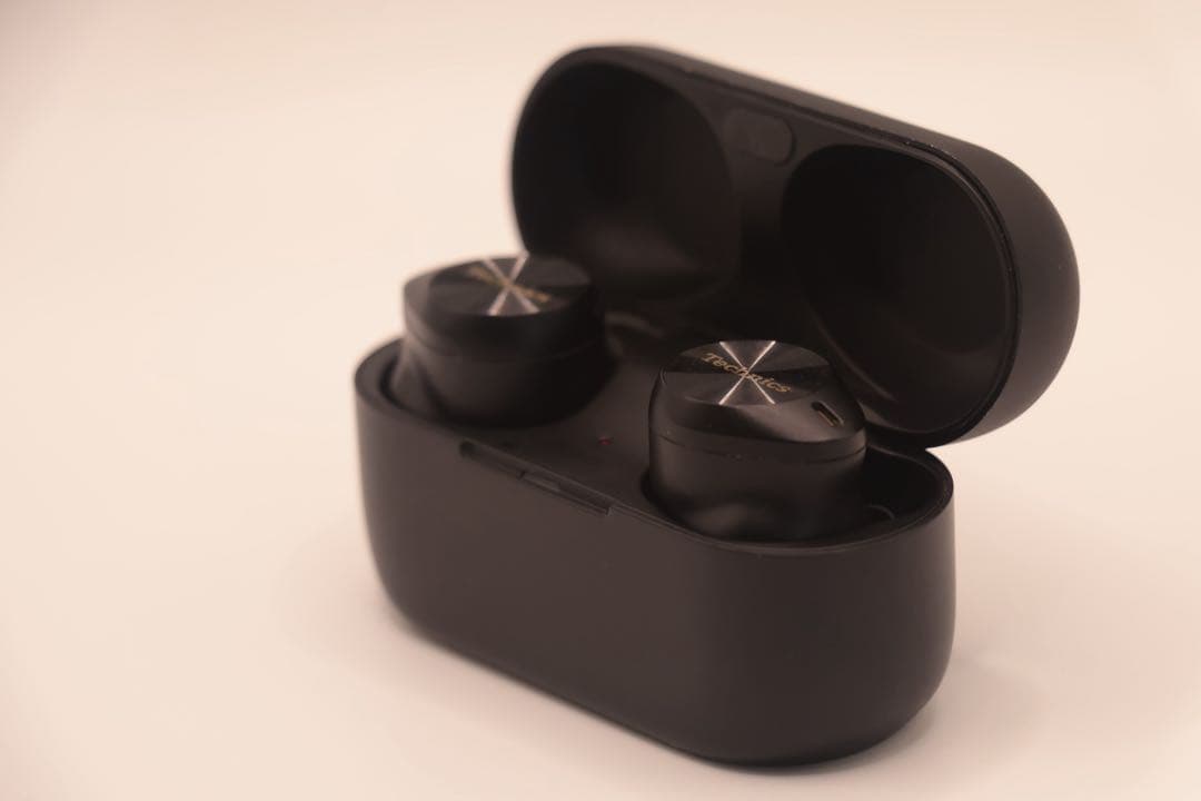 Technics テクニクス　 EAH-AZ80