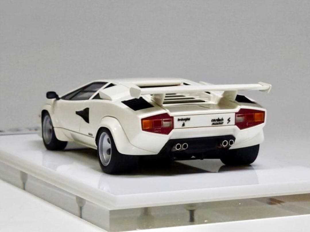 ランボルギーニ　カウンタック LP5000S　1/43