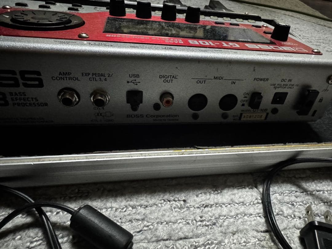 BOSS GT-10B ベースエフェクター（ケース、コード）