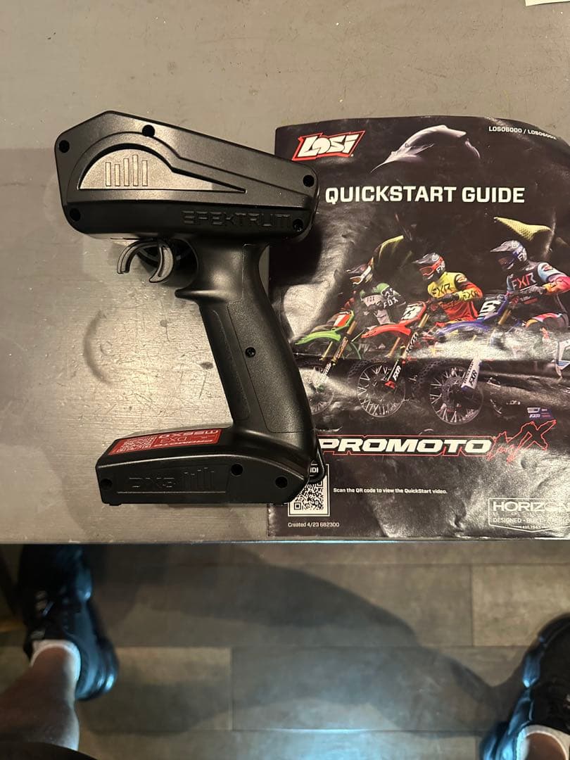 Losi1/4スケール モデル名: Promoto RC