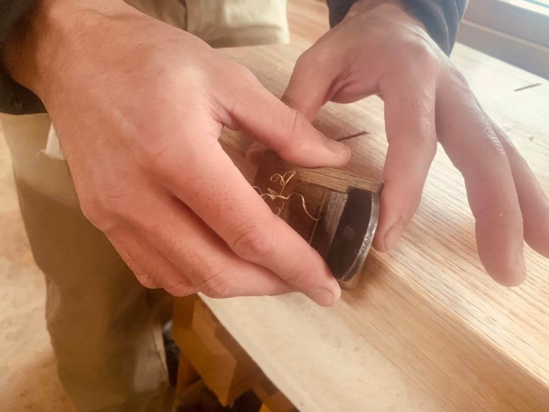 ☆ローズマリー☆無垢材(耳付栴檀一枚板)PCデスクオーダー製作＊高さ75㌢