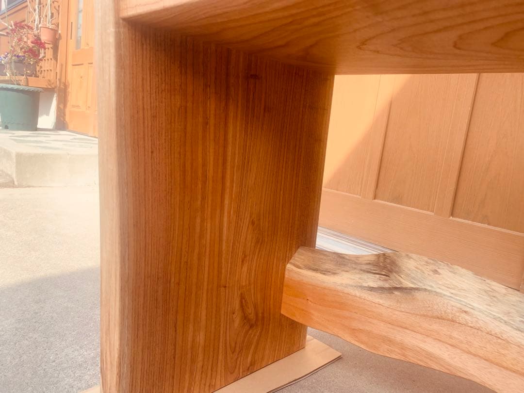 ☆ローズマリー☆無垢材(耳付栴檀一枚板)PCデスクオーダー製作＊高さ75㌢