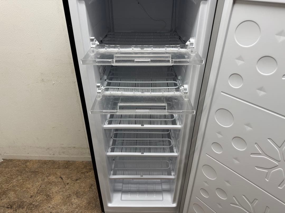 MAXZEN 　冷凍ストッカー　冷凍庫　フリーザー　１７７L　２０２３年製