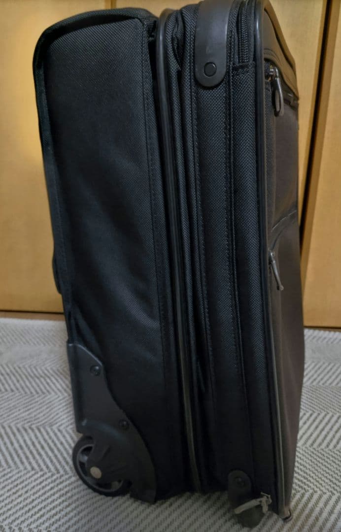 パスファインダー　黒 キャリーケース
