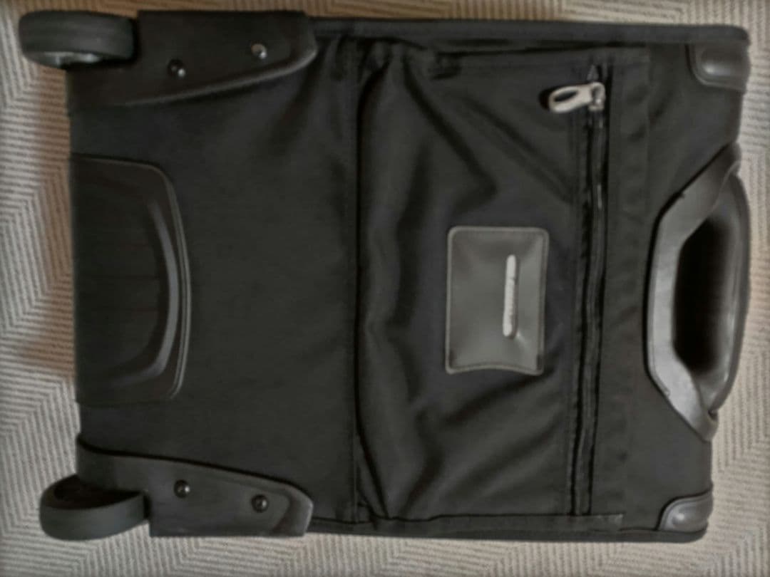 パスファインダー　黒 キャリーケース