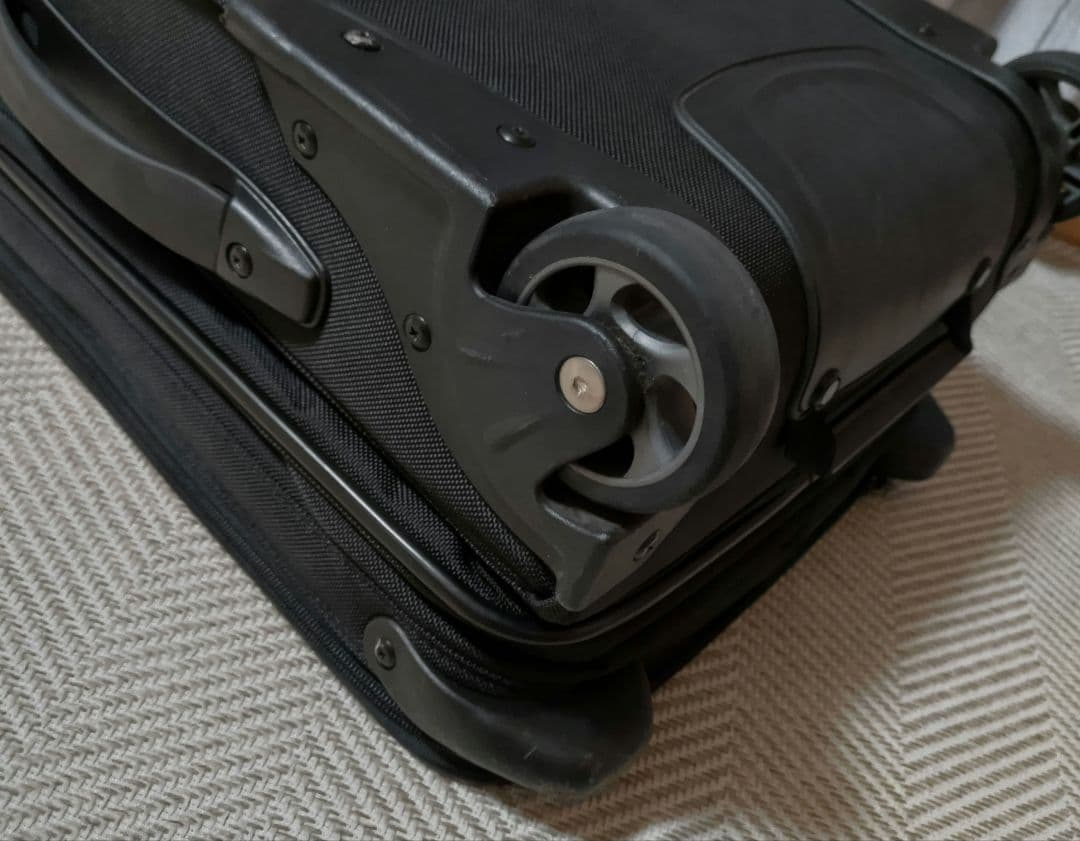 パスファインダー　黒 キャリーケース