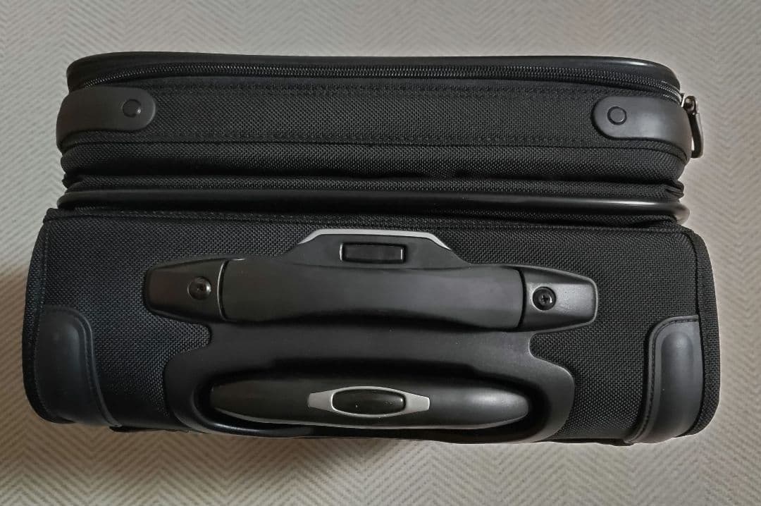 パスファインダー　黒 キャリーケース