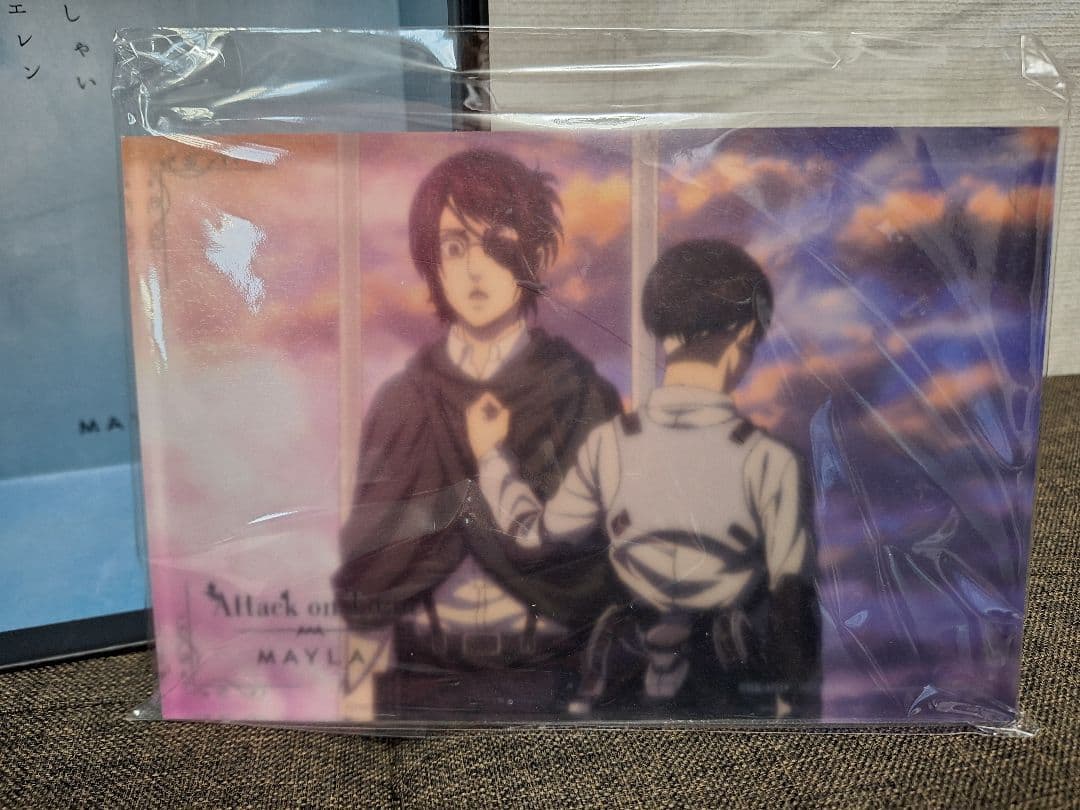 Q太郎　MAYLA　進撃の巨人　アクリルブロック