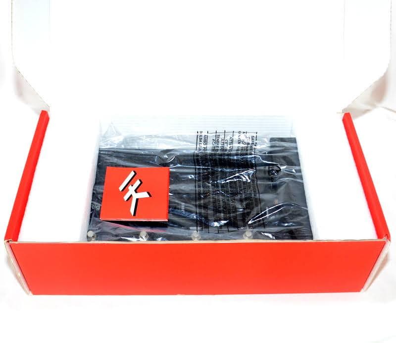 美品☆IK Multimedia iRig Stomp I/O コントローラー