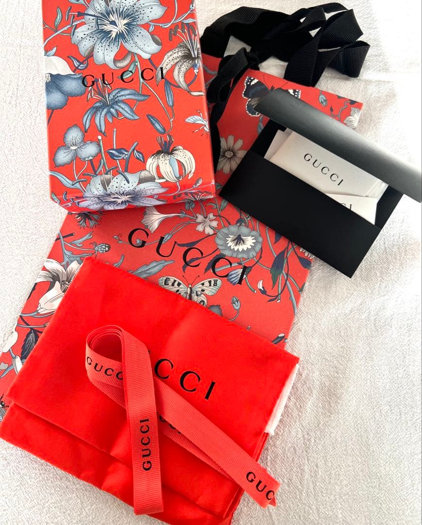 GUCCI グッチ GGマトラッセ 二つ折り財布 限定 花柄 箱、袋、説明書