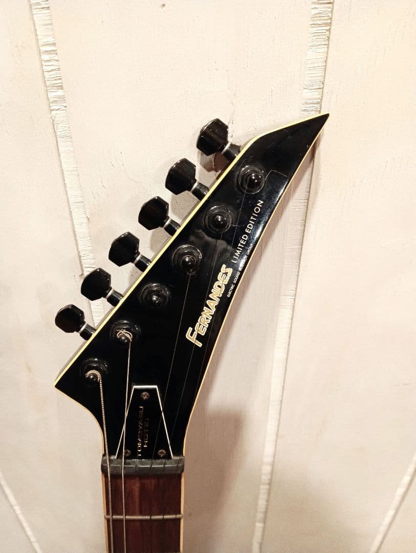 【issaku】布袋寅泰モデルFERNANDES ギター(ジャンク品扱い)