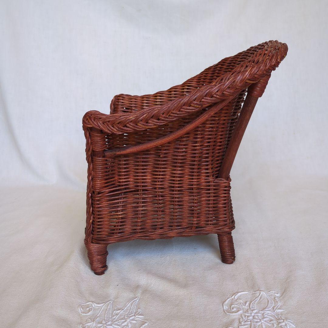 フランスアンティーク ドールチェア ① ローズマダー ラタン