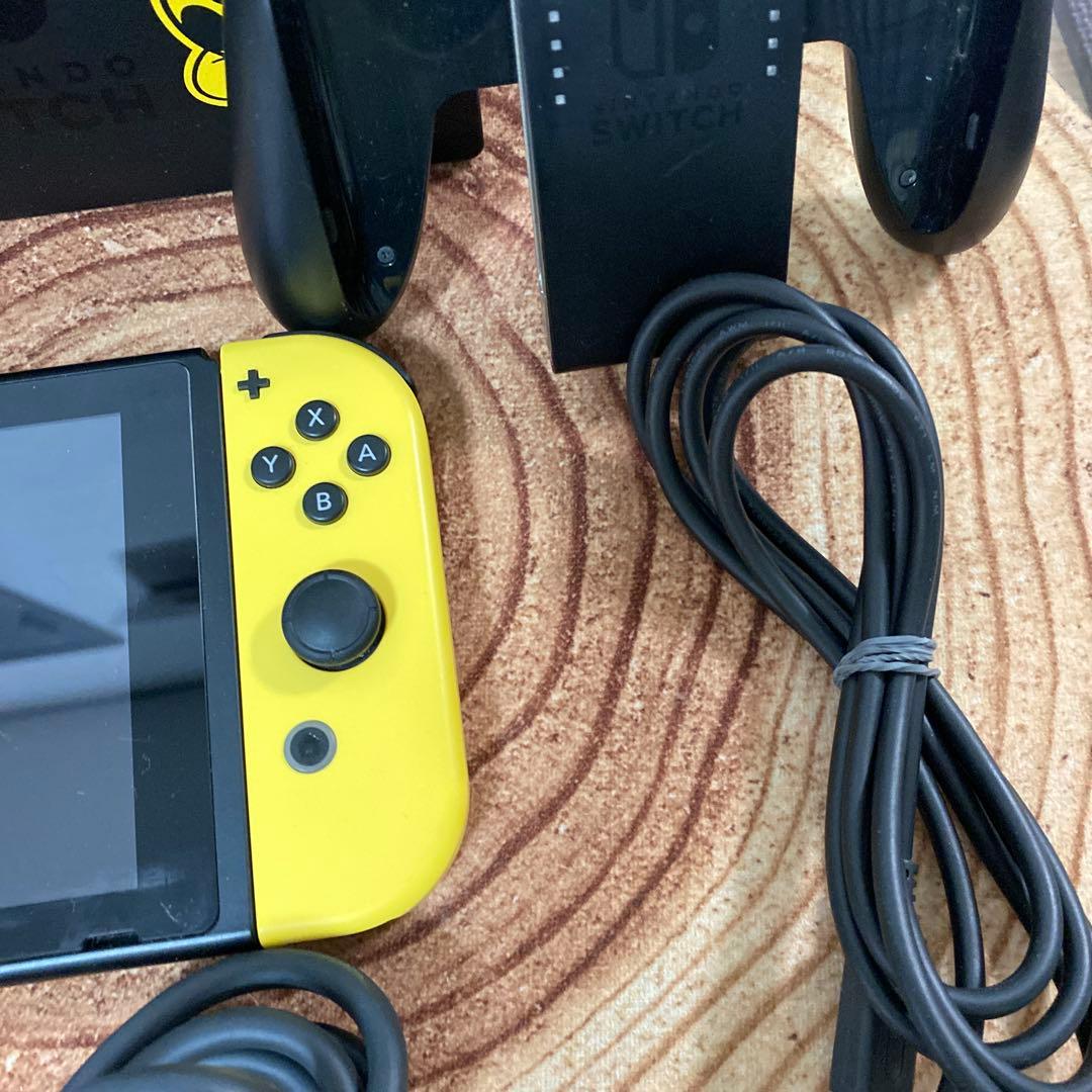Nintendo Switch ニンテンドースイッチ本体　ピカチュウモデル箱無し