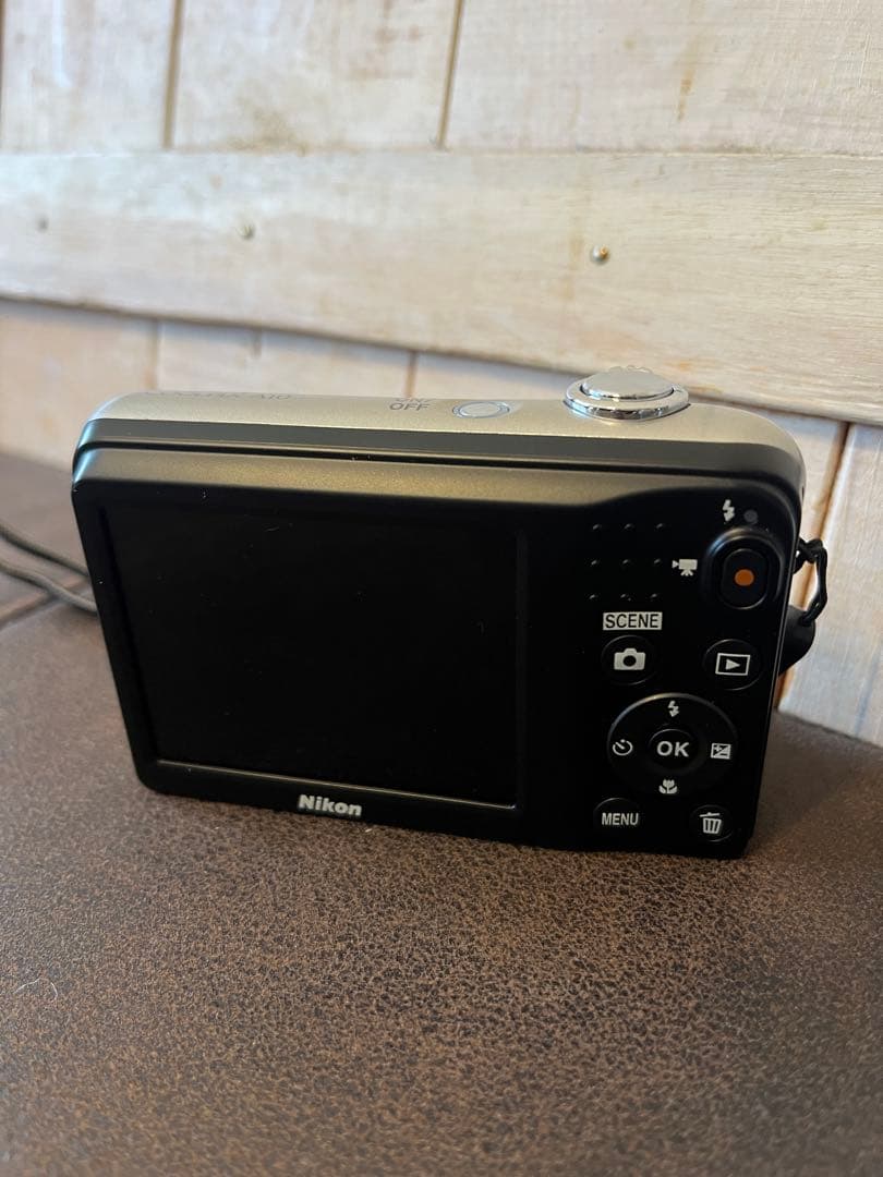 【美品、付属品込み】Nikon Coolpix A10