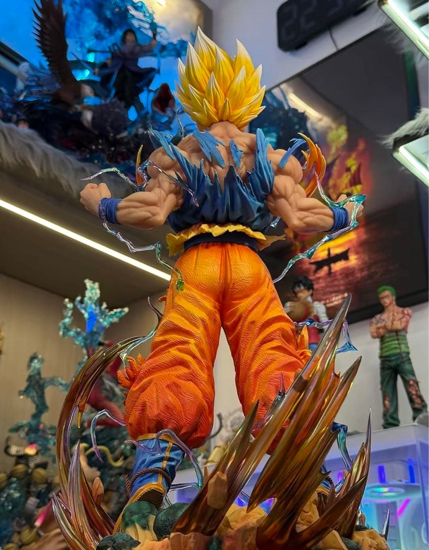 ドラゴンボール １／６スケール 孫悟空 フィギュア ガレージキット
