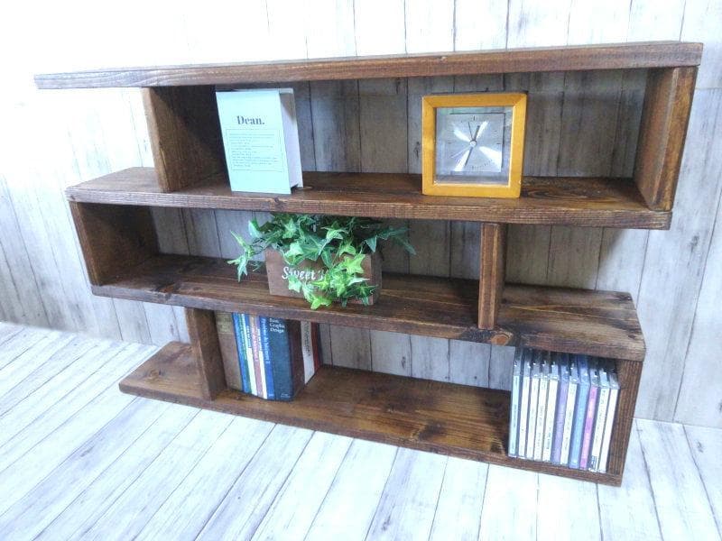 ハンドメイド　カップボード３段ワイドタイプ　（ダークチーク色）