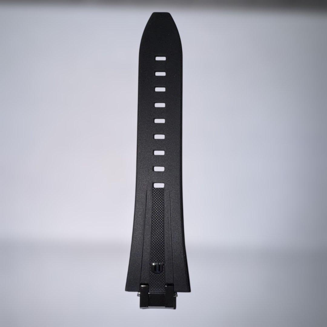 モーリス・ラクロア　アイコン 39mm ラバーストラップ（ブラック）