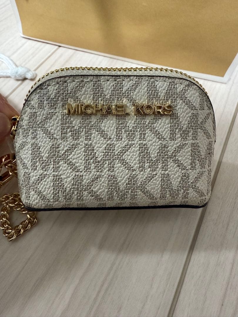MICHAEL KORS ケース キーチェーン付き