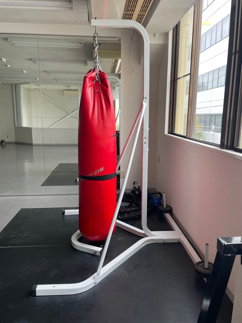 【WILDFIT GYM】サンドバッグ&スタンド、固定用砂袋付き 引き取り限定