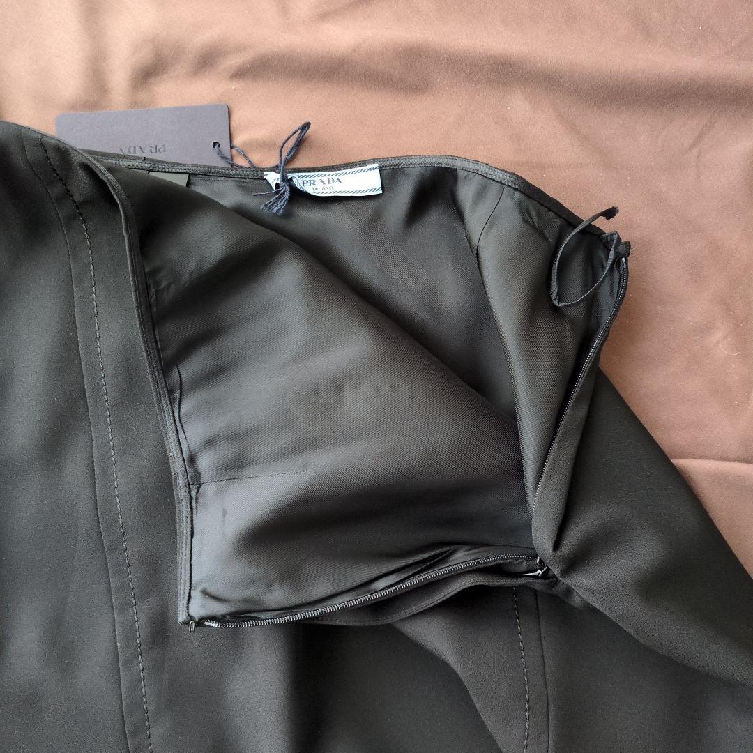 【新品・未使用】PRADA プラダ ブラック フレアスカート 38 タグ付き