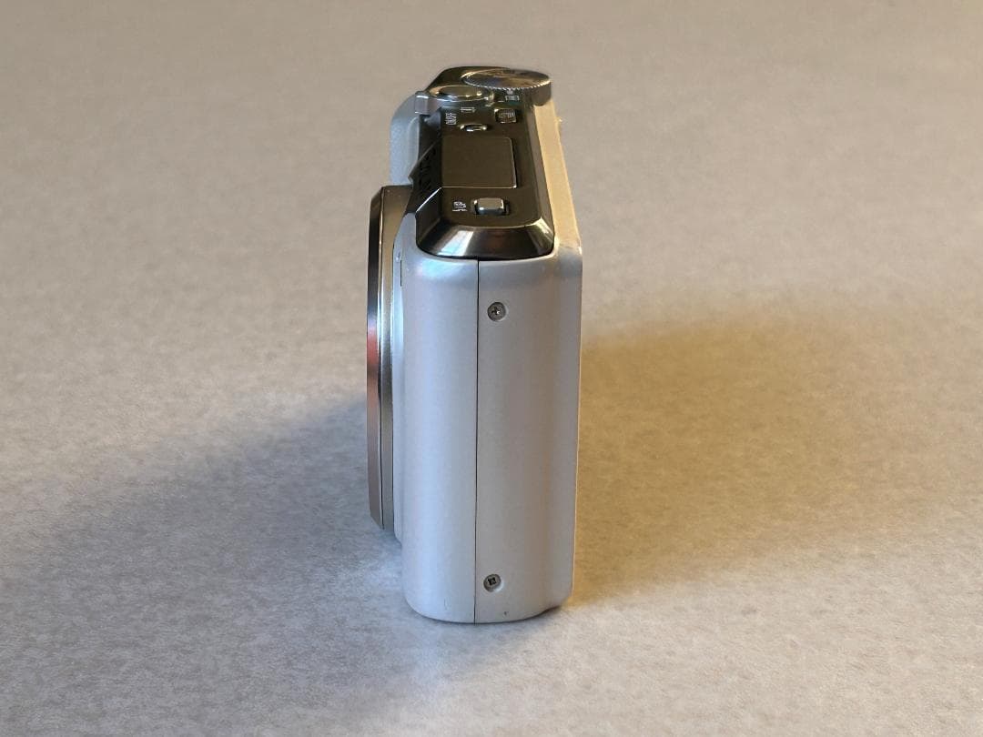 CASIO EX-ZR800 コンパクトデジタルカメラ