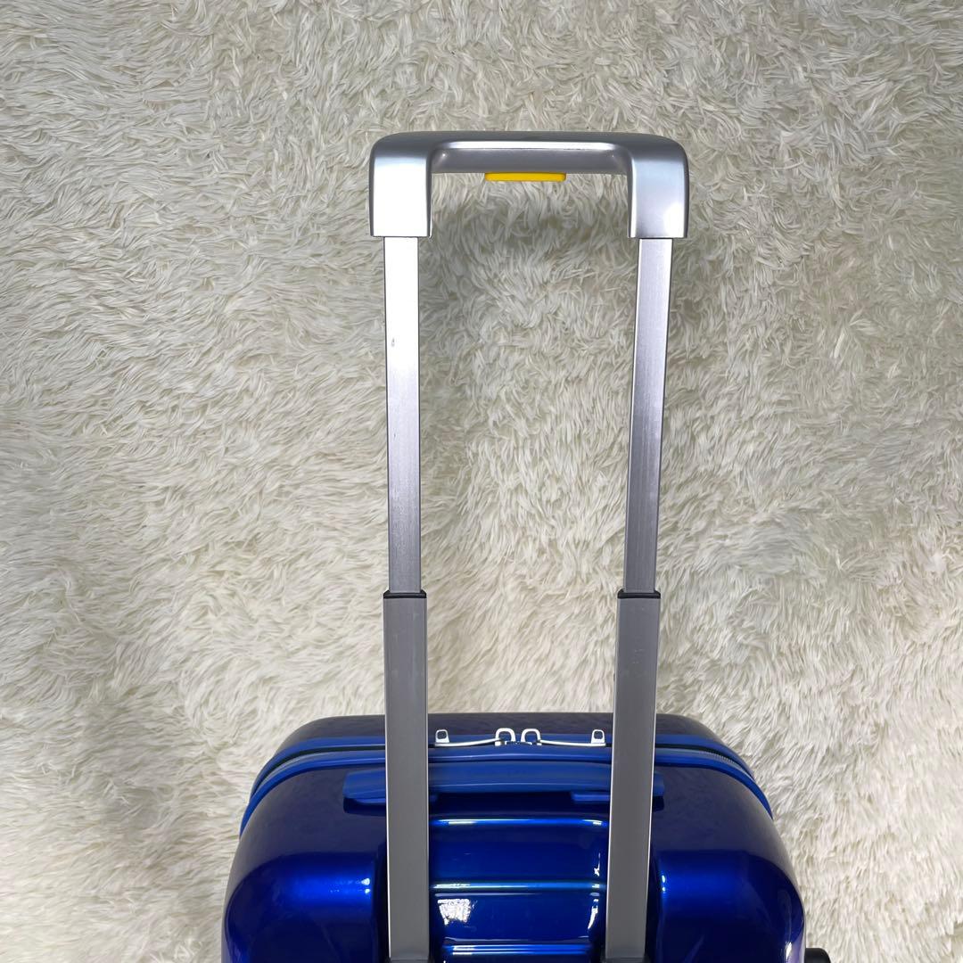 イノベーター　スーツケース　国旗デザイン　TSAロック　軽量