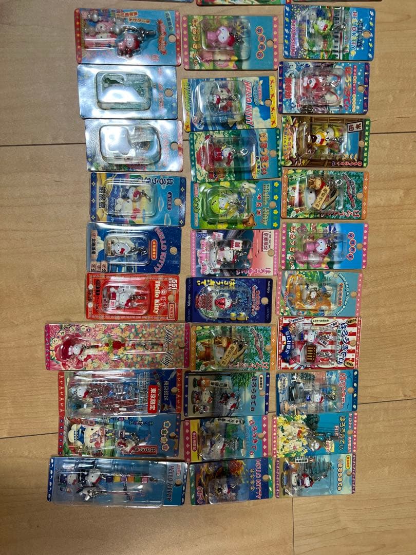 あまり(ヨ　ヨ) 【ご当地キティ】 ストラップ まとめ売り