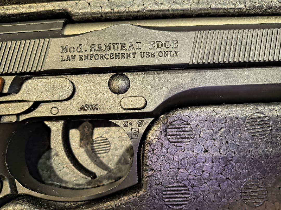 東京マルイ　サムライエッジ　スタンダードモデル　バイオハザード トイガン