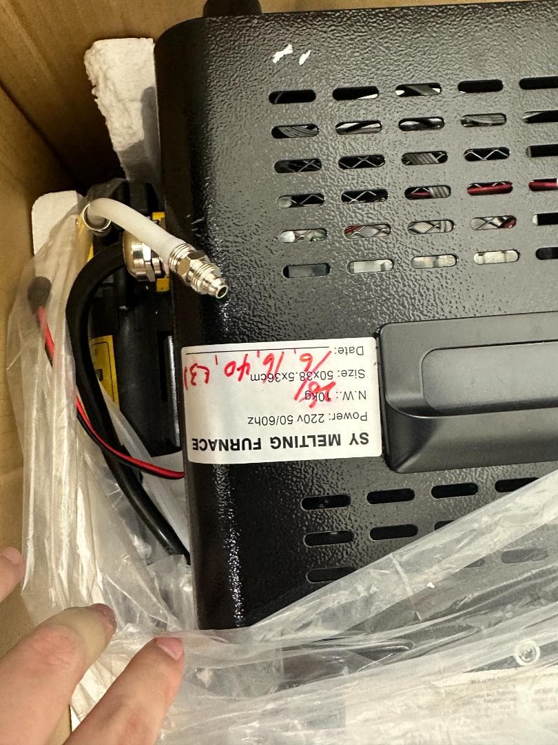 誘導溶解炉　電気溶解炉　金属　卓上　水冷　インゴット