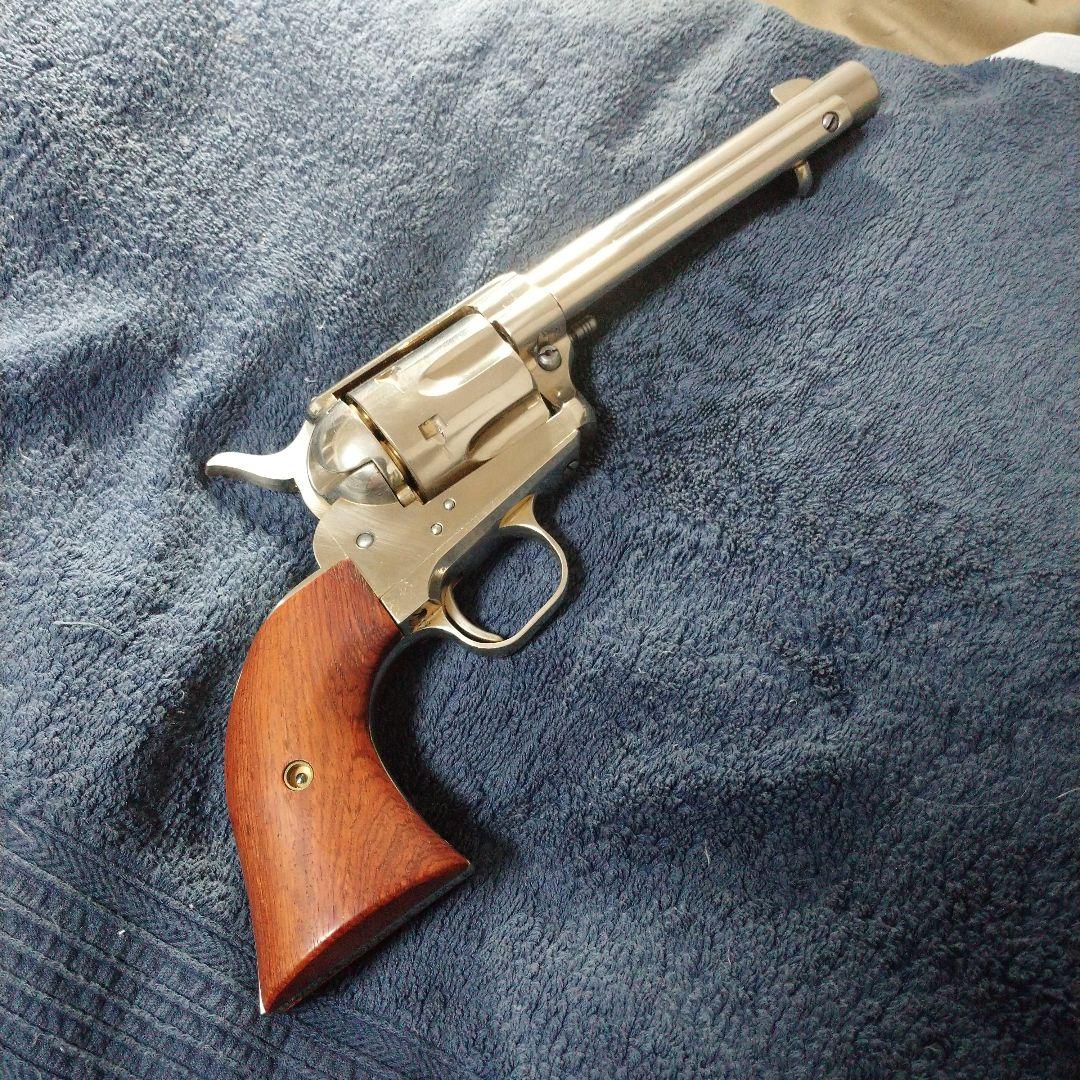 コルト SAA アーティラリー・ マルシン; 金属、木グリップ、SMG規格