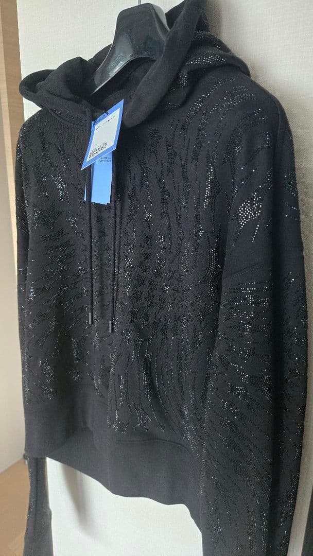 新品未使用　H＆M　×　ミュグレー（Mugler）ラインストーン　パーカー　M