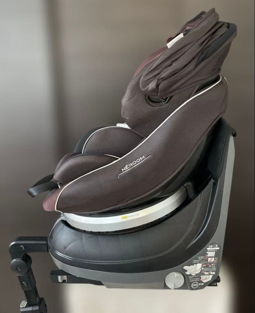 コンビ　ネルーム ISOFIX対応 回転式チャイルドシート　フルシートカバー付
