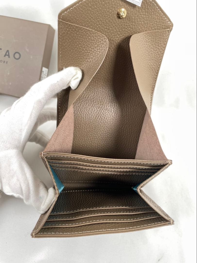 未使用 ATAO アタオ 二つ折り財布 ロトロ トープ 金運上昇 レザー 箱付き