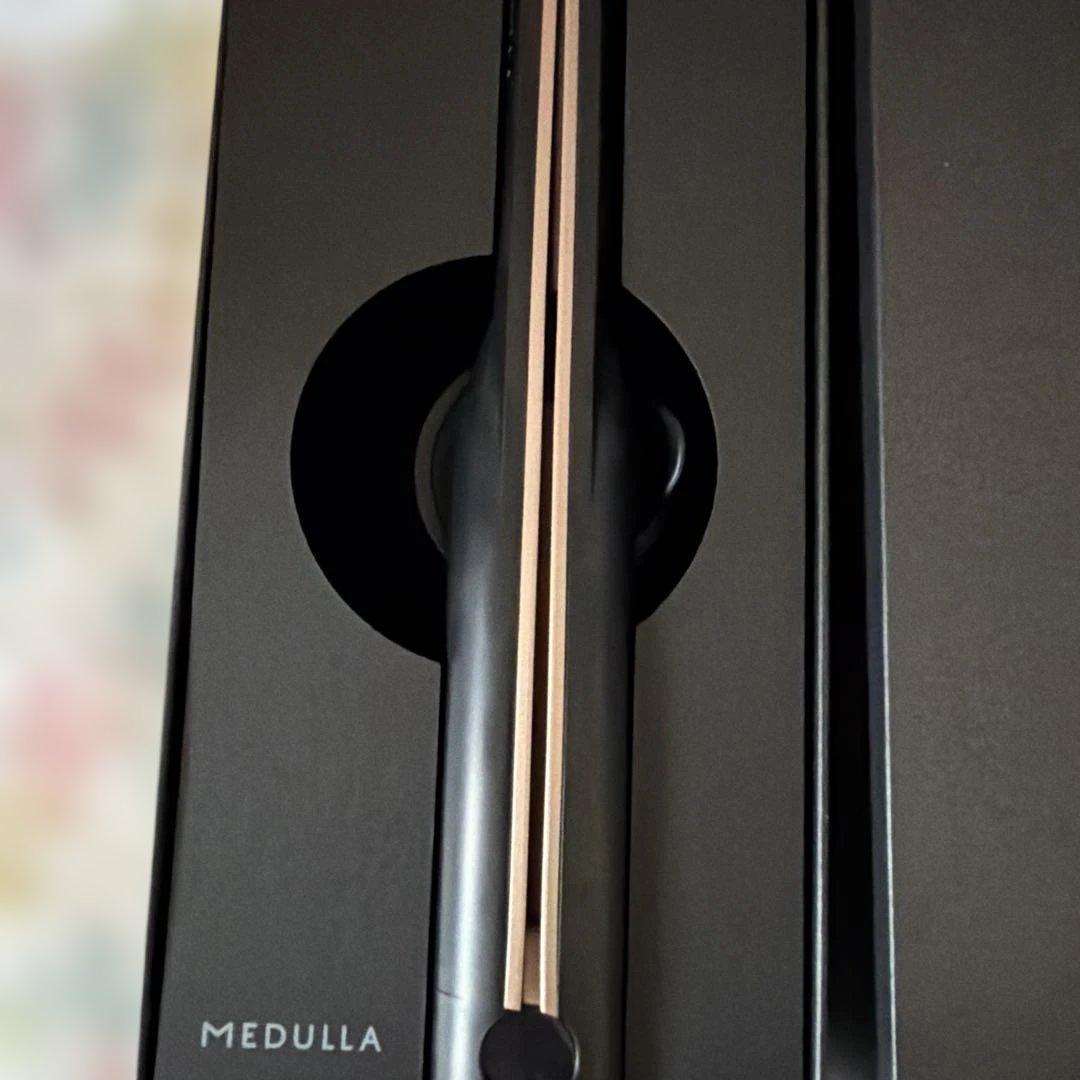 S*A様 MEDULLA ヘアアイロン ブラック