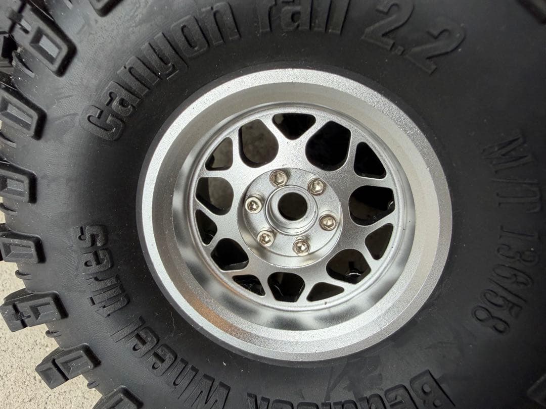 アルミホイール　タイヤ 2.2 ビードロック　trx4 トラクサス　クローラー