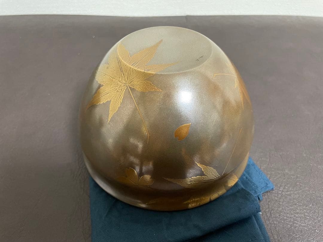 前端雅峯　雲錦蒔絵銀溜建水　蒔絵　建水　茶道具