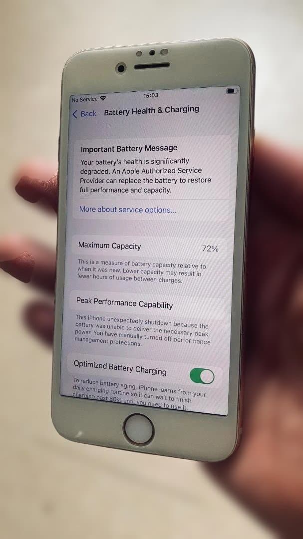S*）様 iPhone 8 256GB SIMフリー 本体 (バッテリー交換推奨